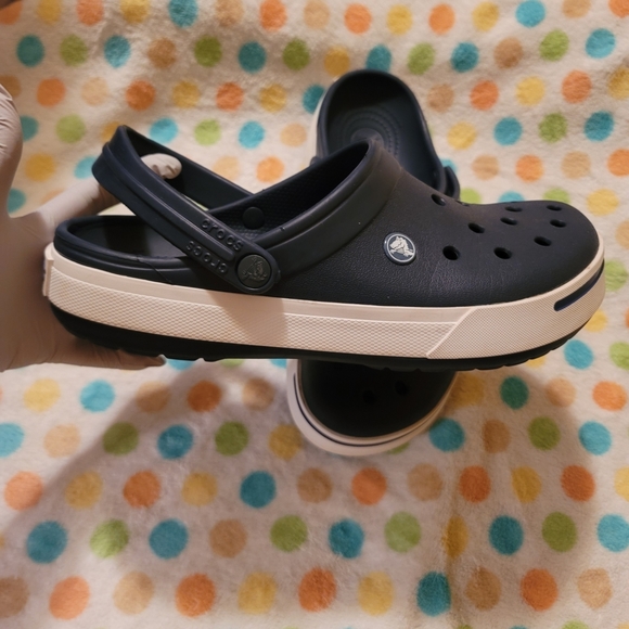 ❌️SOLD❌️ Crocs Crocband Slip On Sandals Waterproof Navy Mens 9 Womens 11 - Picture 6 of 13